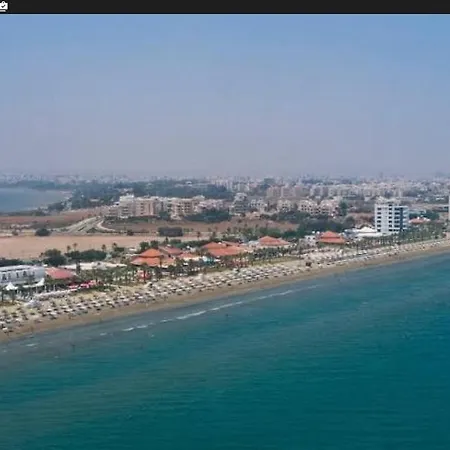 Panikos Beach Apartment I Larnaca Exterior photo