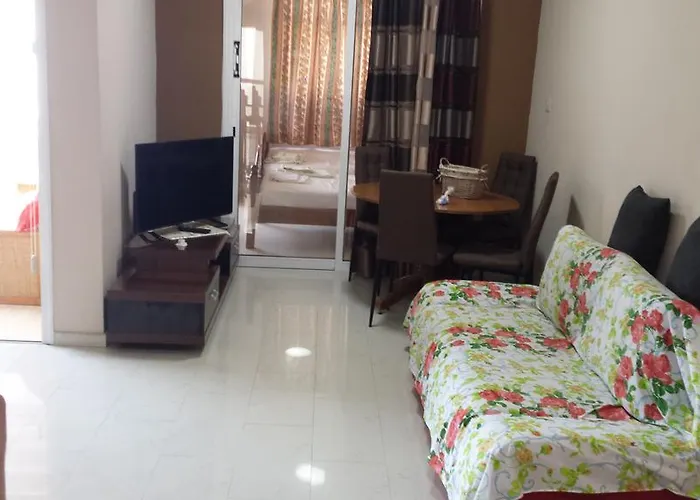 Panikos Beach Apartment I