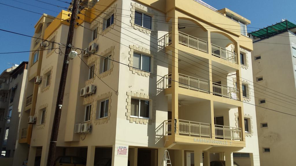 Panikos I Apartment Larnaka
